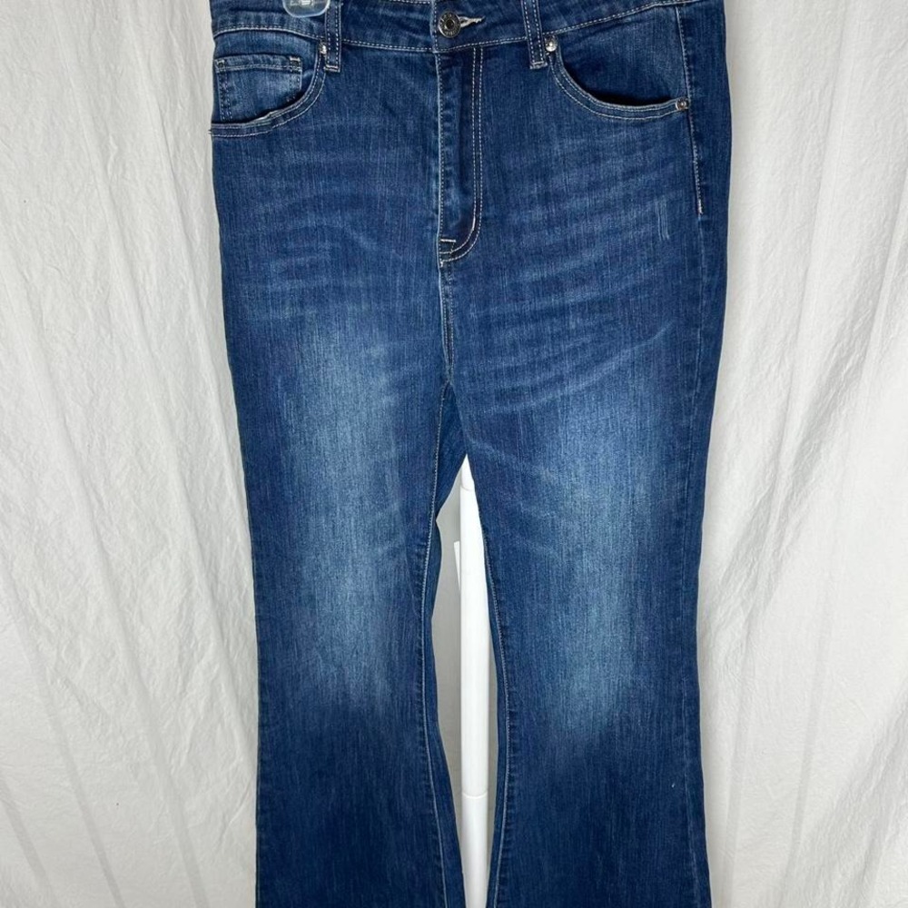 Risen Jeans Women's 31/13 Blue Flared Stretch Denim Hi Rise Raw Hem‎ RDP1042